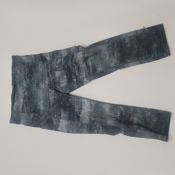 Lululemon speed up crop azurite mint size 6 EUC - Picture 1 of 7